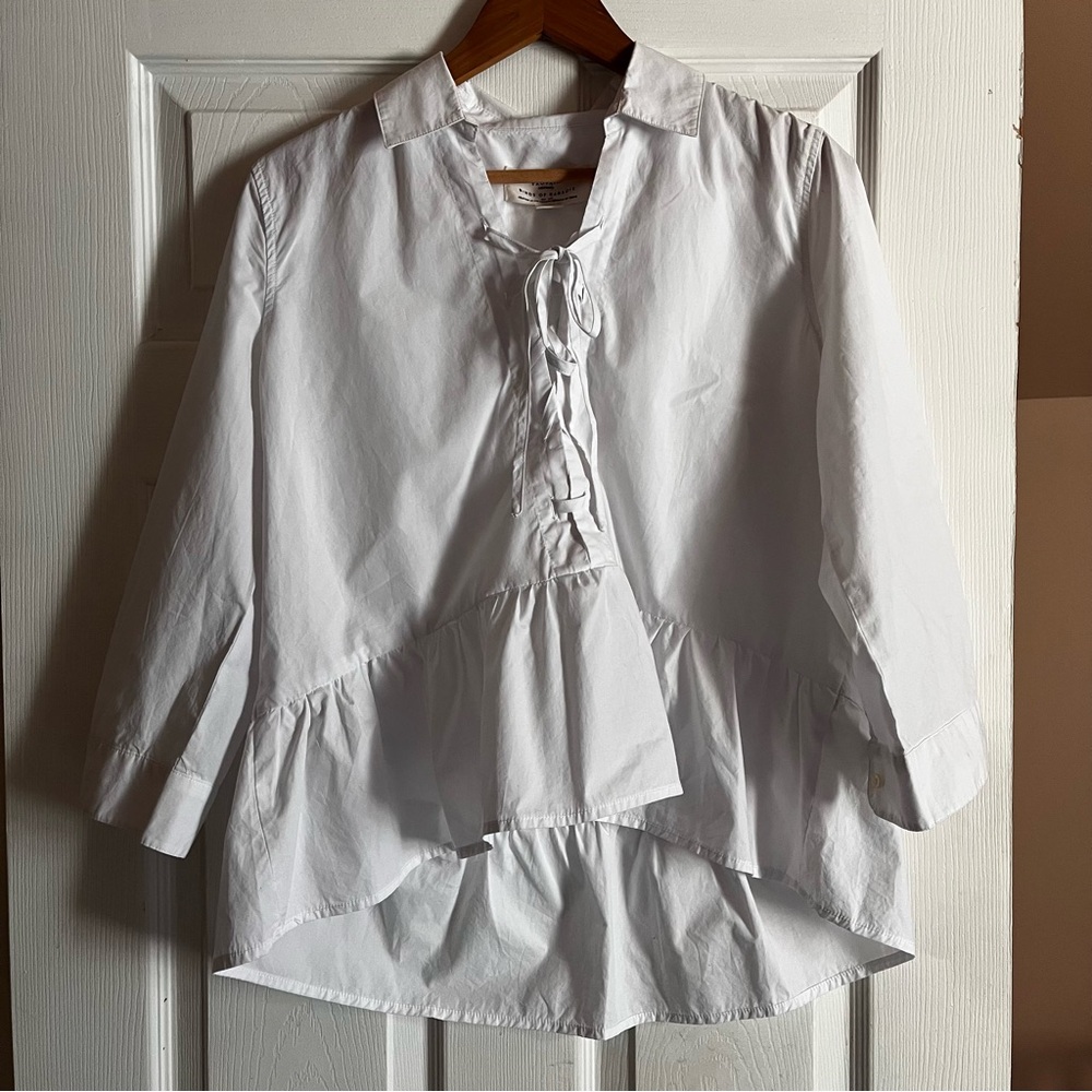 Trovota birds of paradis lace up peplum blouse